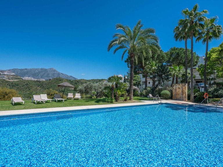 Apartment for Sale in Benahavís, Malaga 41