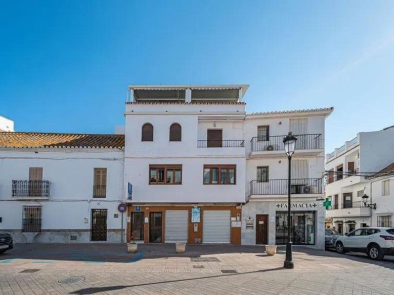 Commercial for Sale in Manilva, Malaga 1