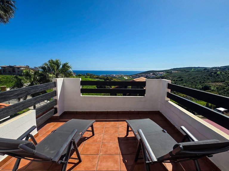 Apartment for Sale in La Duquesa, Malaga 1