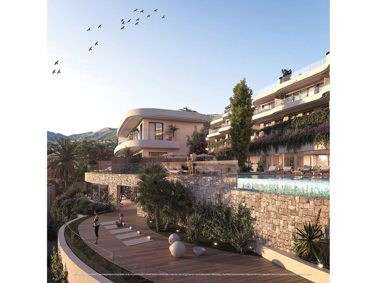 Villa for Sale in Higueron, Malaga 12