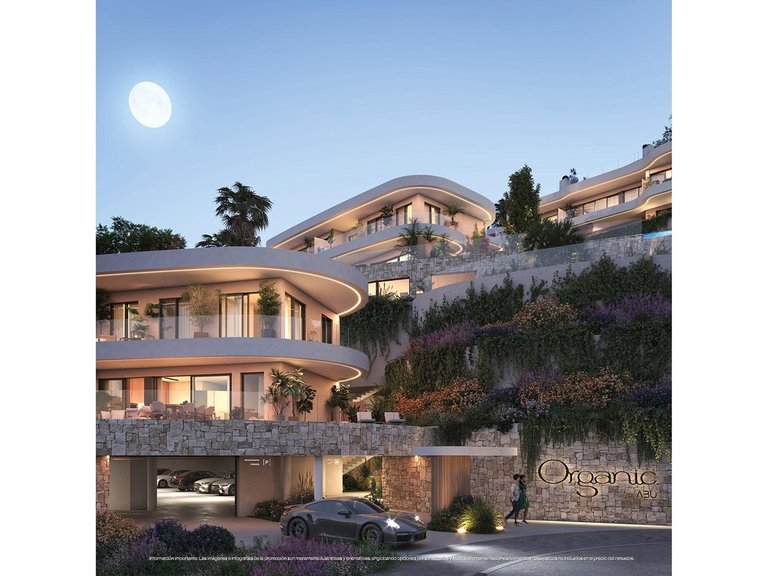 Villa for Sale in Higueron, Malaga 16