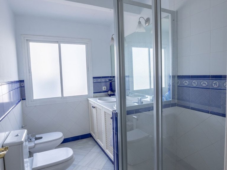 Apartment for Sale in Marbella, Malaga 13