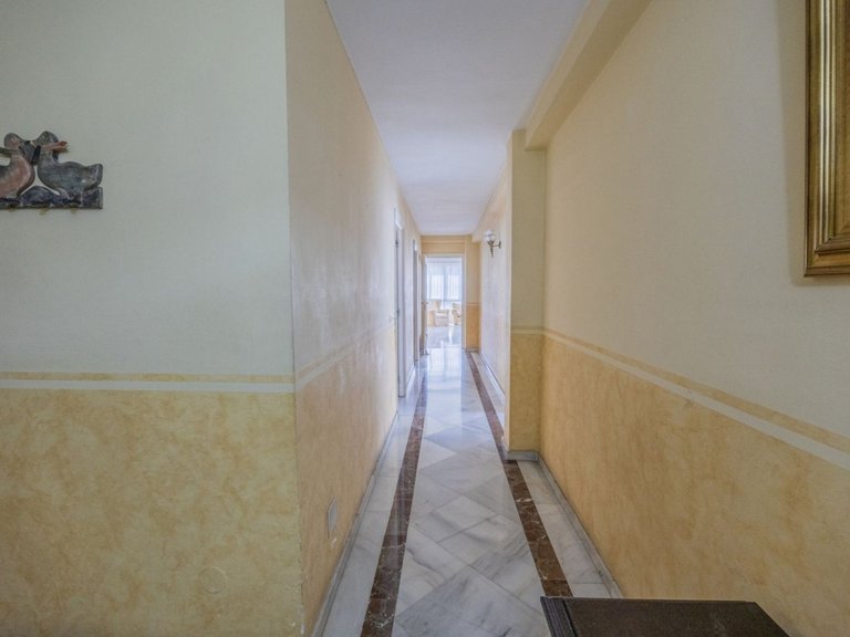 Apartment for Sale in Marbella, Malaga 23
