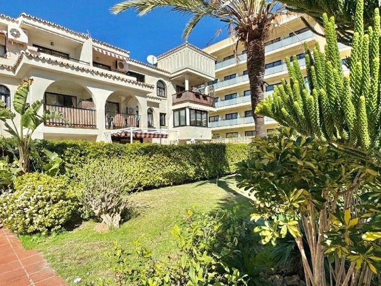 Apartment for Sale in Los Alamos, Malaga 1