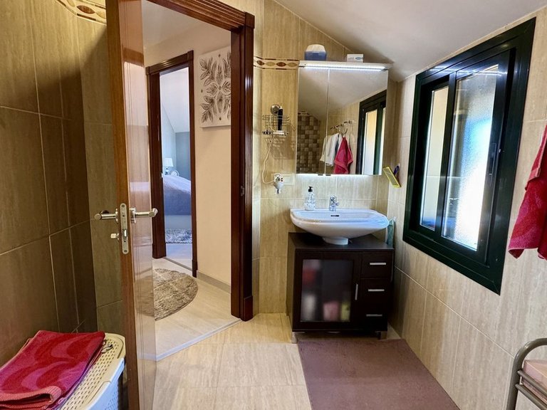 Apartment for Sale in Fuengirola, Malaga 34