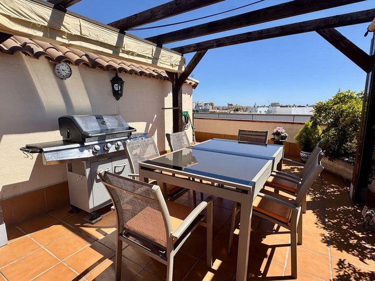 Apartment for Sale in Fuengirola, Malaga 44