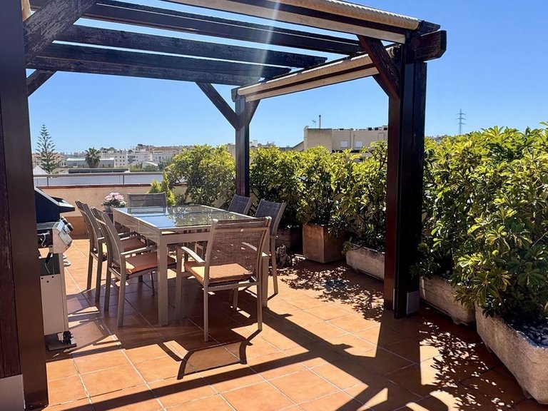 Apartment for Sale in Fuengirola, Malaga 47