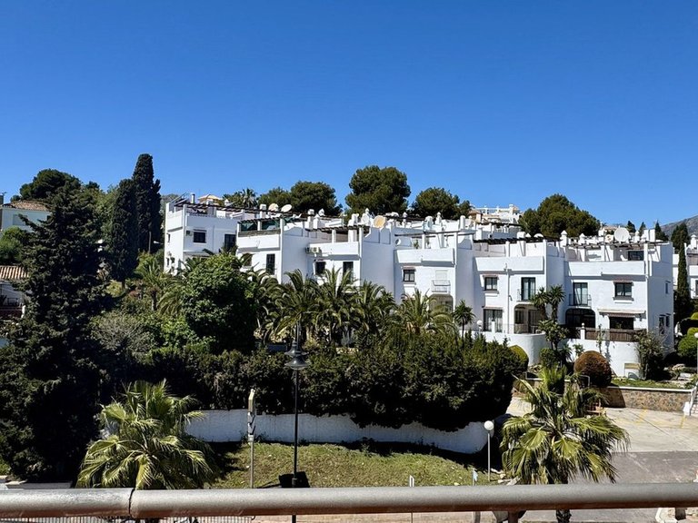 Apartment for Sale in Fuengirola, Malaga 48
