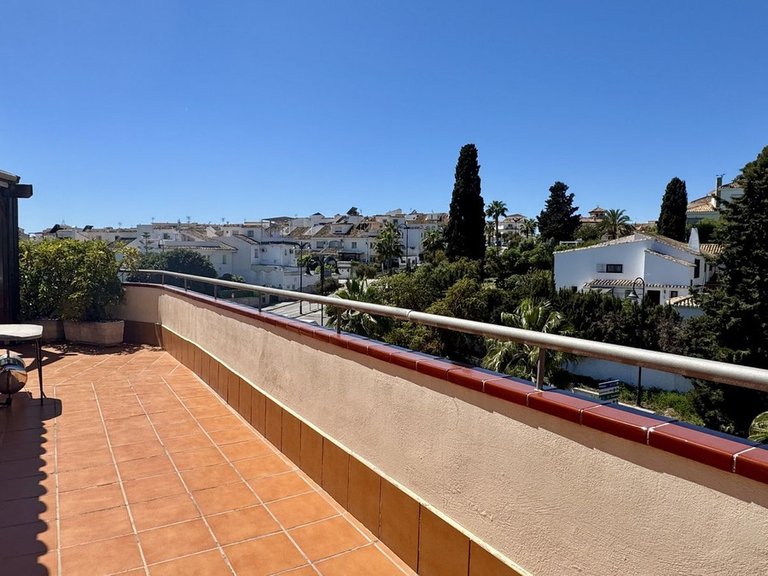 Apartment for Sale in Fuengirola, Malaga 50