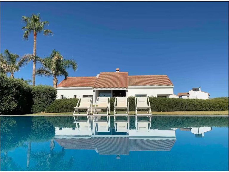 Villa for Sale in Manilva, Malaga 1