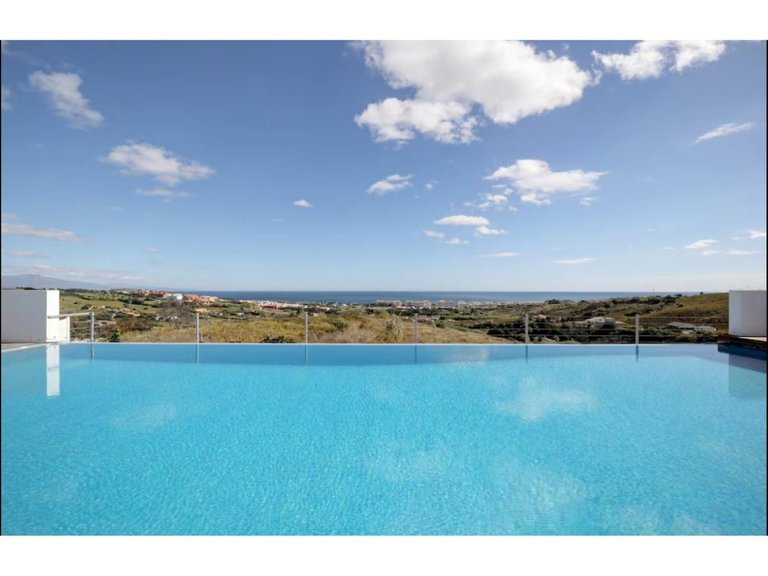 Villa for Sale in Manilva, Malaga 30