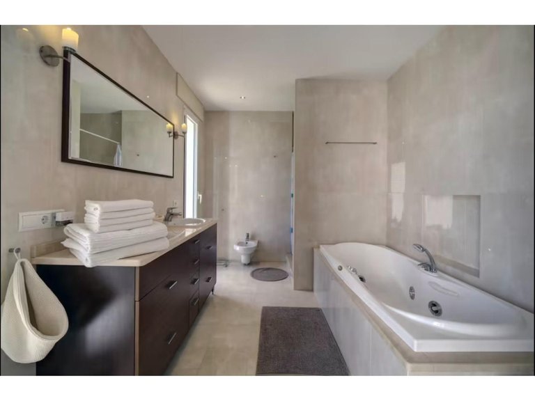 Villa for Sale in Manilva, Malaga 36