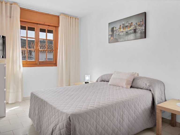Apartment for Sale in Benahavís, Malaga 11