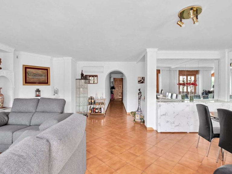 Apartment for Sale in Benahavís, Malaga 2