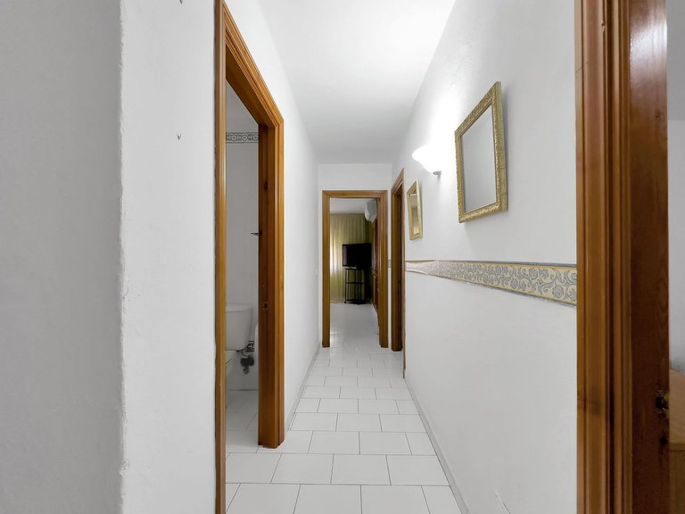 Apartment for Sale in Benahavís, Malaga 20