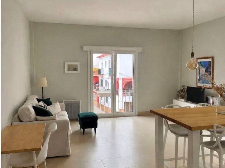Apartment for Sale in Pueblo Nuevo De Guadiaro, Cadiz 4