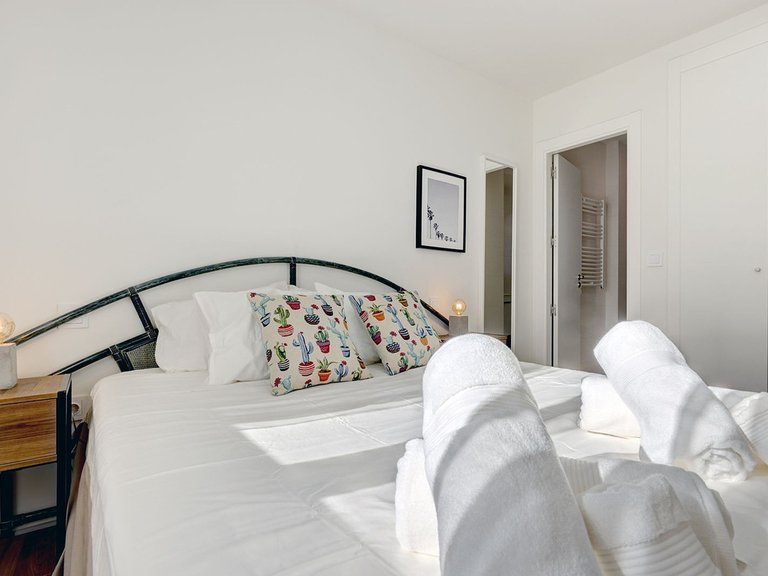 Apartment for Sale in Estepona, Malaga 6