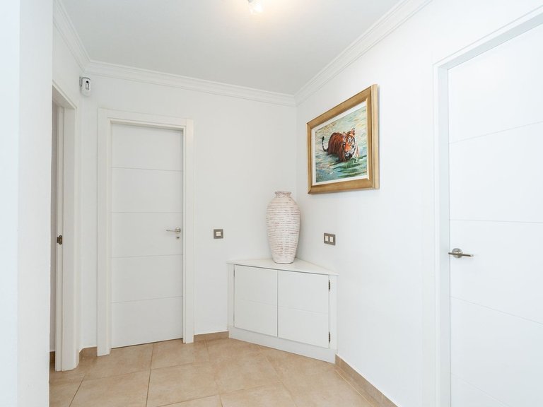 Villa for Sale in El Paraiso, Malaga 21