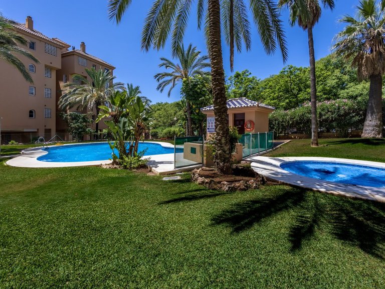 Apartment for Sale in Fuengirola, Malaga 27