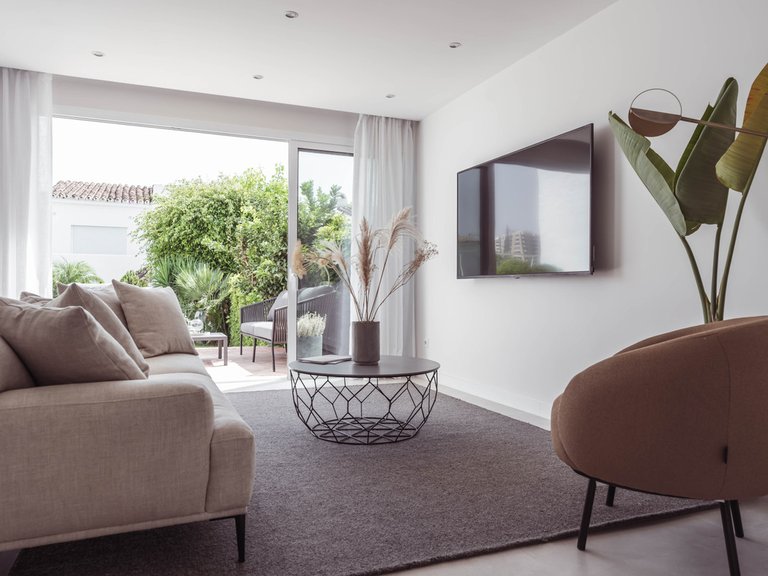 Town House for Sale in Nueva Andalucía, Malaga 1