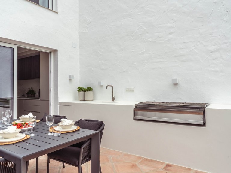 Town House for Sale in Nueva Andalucía, Malaga 27