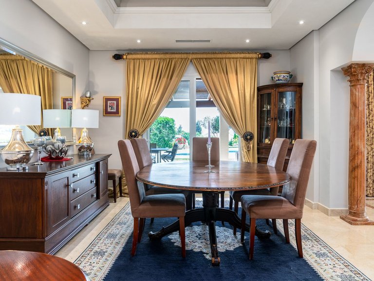 Villa for Sale in Marbella, Malaga 11