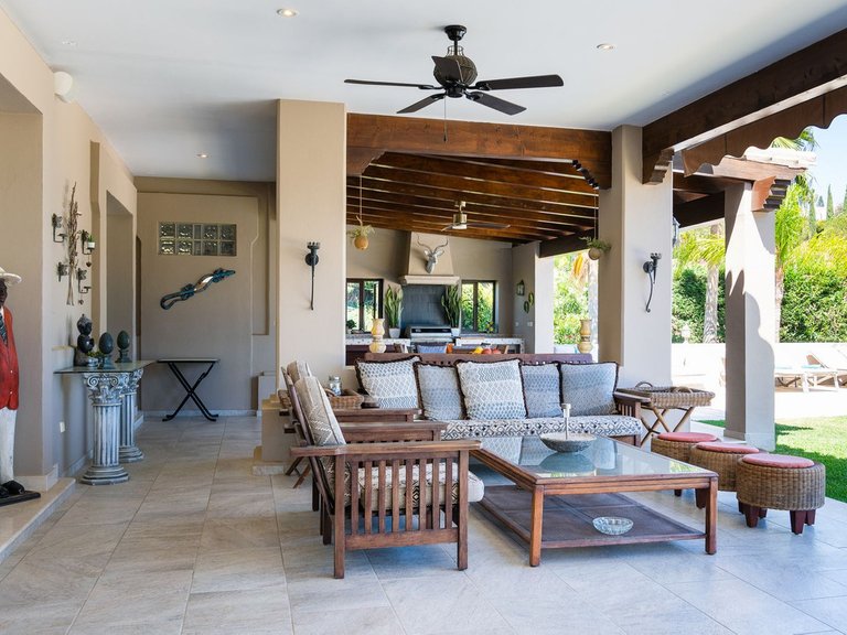 Villa for Sale in Marbella, Malaga 35