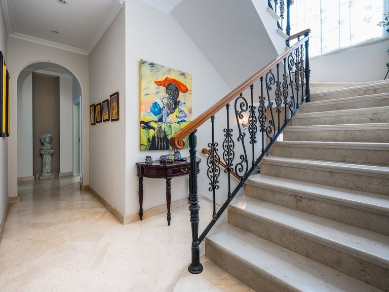 Villa for Sale in Marbella, Malaga 44