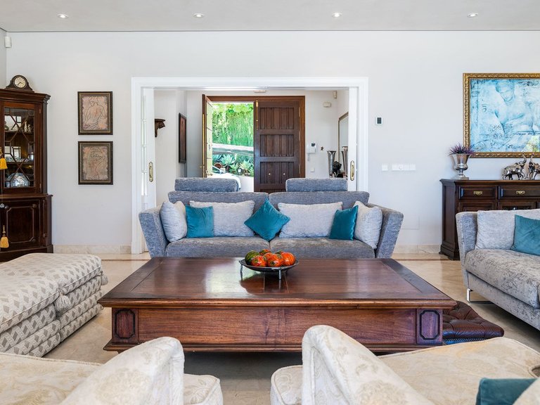 Villa for Sale in Marbella, Malaga 7