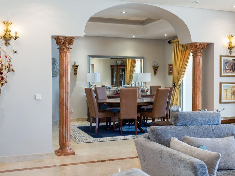 Villa for Sale in Marbella, Malaga 9