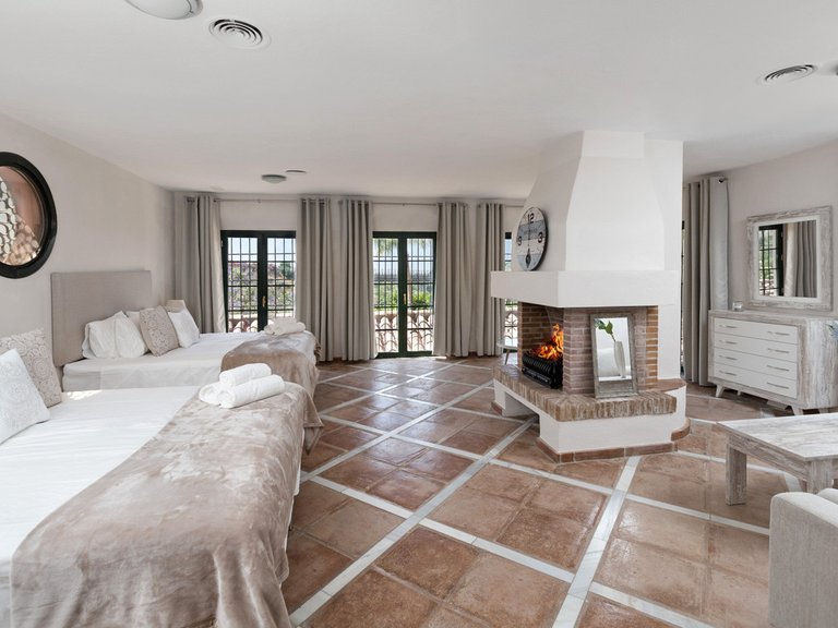 Villa for Sale in Benahavís, Malaga 22