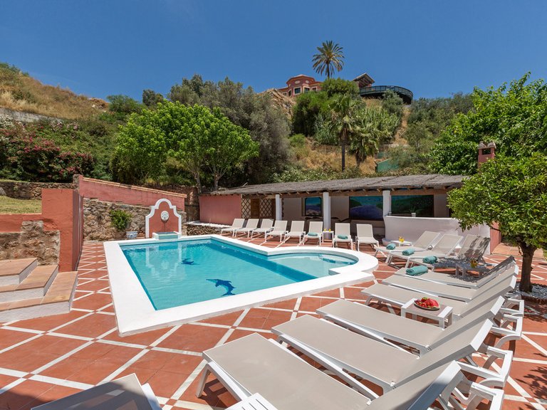 Villa for Sale in Benahavís, Malaga 5