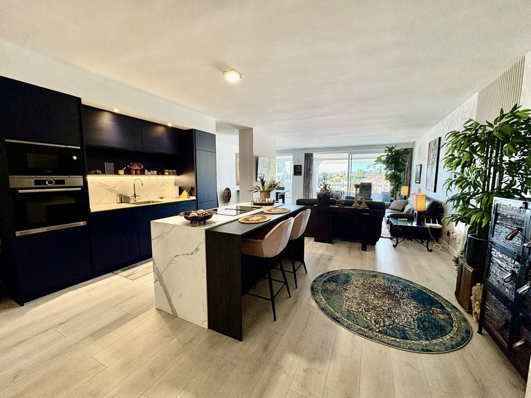 Apartment for Sale in La Quinta, Malaga 5