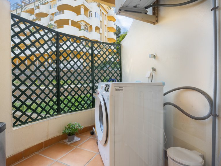 Apartment for Sale in Nueva Andalucía, Malaga 9