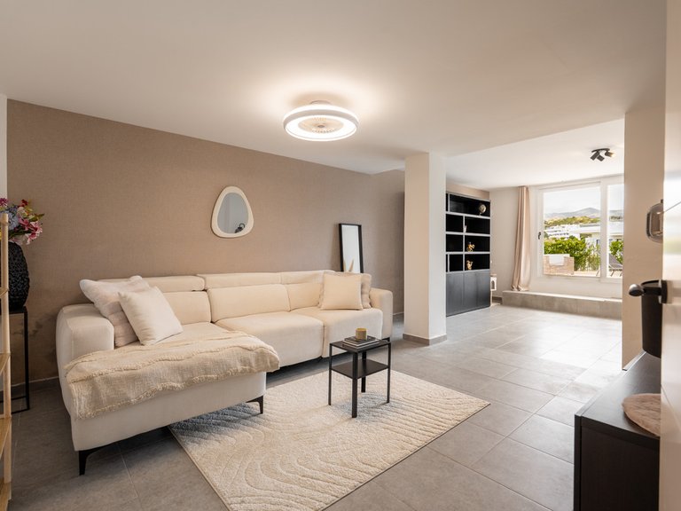 Villa for Sale in Estepona, Malaga 21