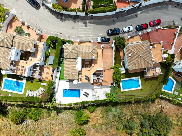 Villa for Sale in Estepona, Malaga 28