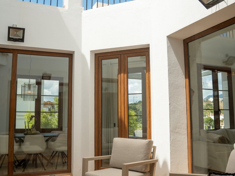 Villa for Sale in Estepona, Malaga 4