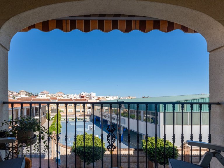 Apartment for Sale in Los Pacos, Malaga 11