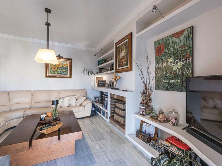 Apartment for Sale in Los Pacos, Malaga 17