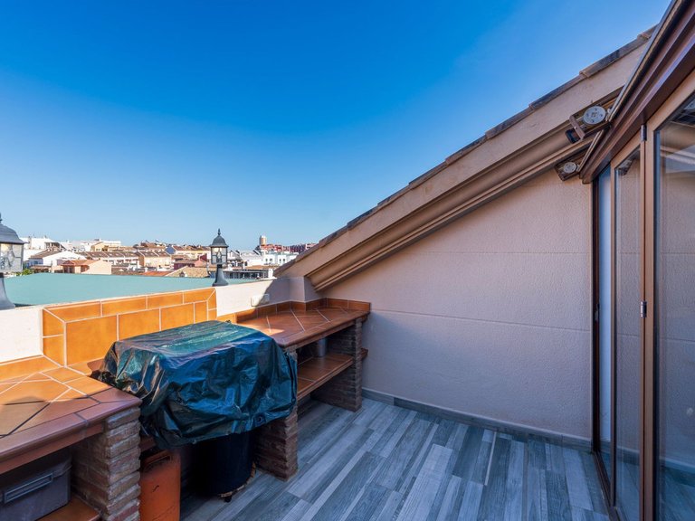 Apartment for Sale in Los Pacos, Malaga 32