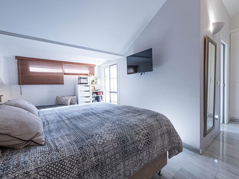 Apartment for Sale in Los Pacos, Malaga 43