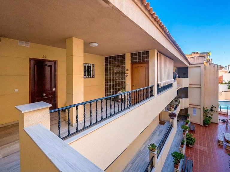 Apartment for Sale in Los Pacos, Malaga 44