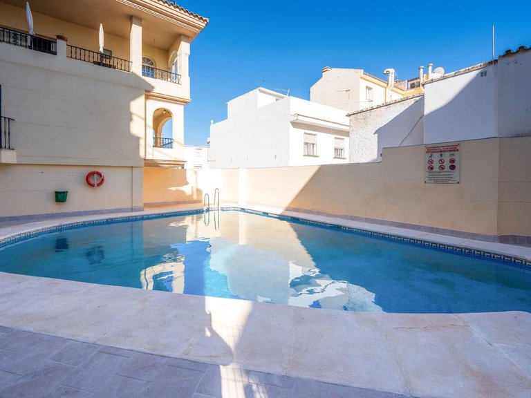 Apartment for Sale in Los Pacos, Malaga 46