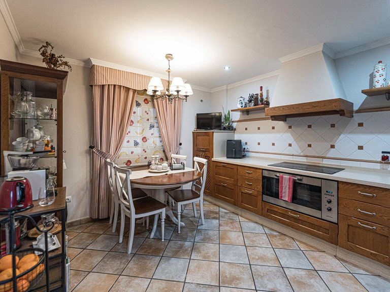 Apartment for Sale in Los Pacos, Malaga 6
