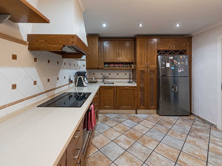 Apartment for Sale in Los Pacos, Malaga 7