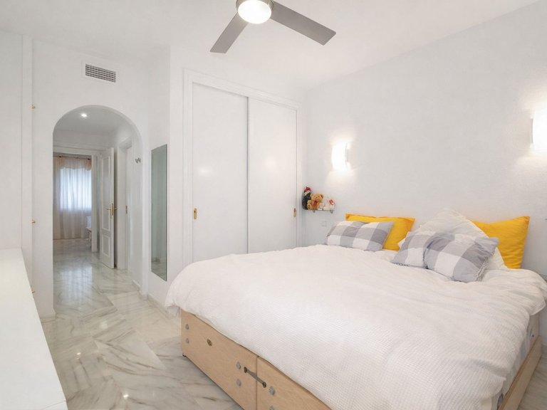 Villa for Sale in Miraflores, Malaga 6