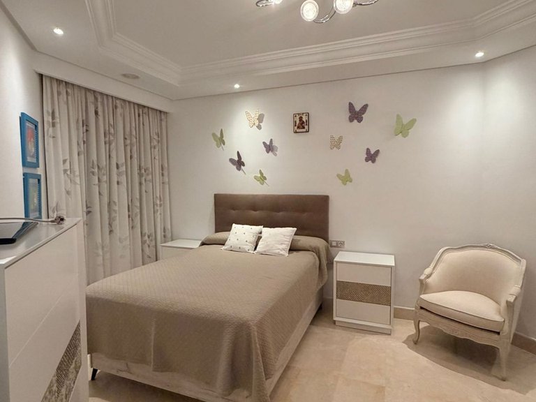 Apartment for Sale in New Golden Mile, Malaga 14