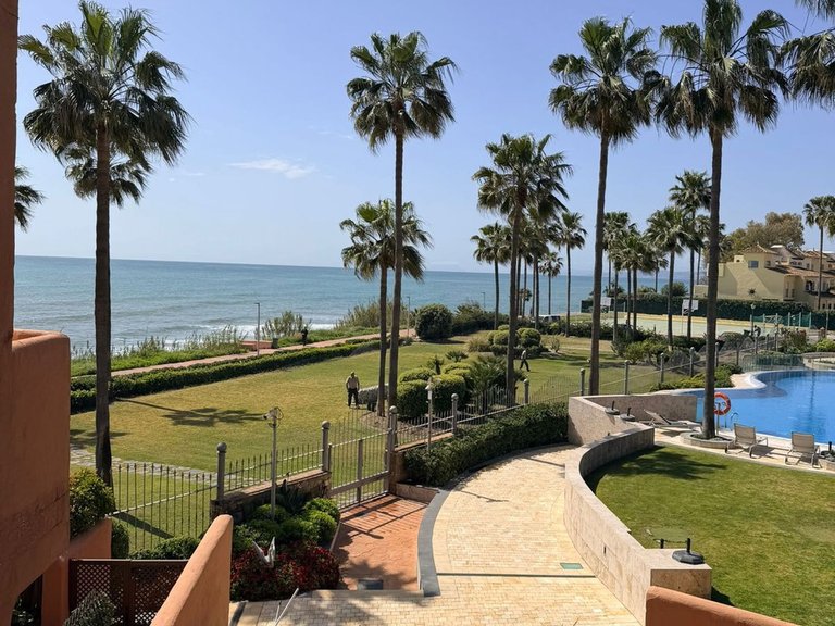 Apartment for Sale in New Golden Mile, Malaga 3