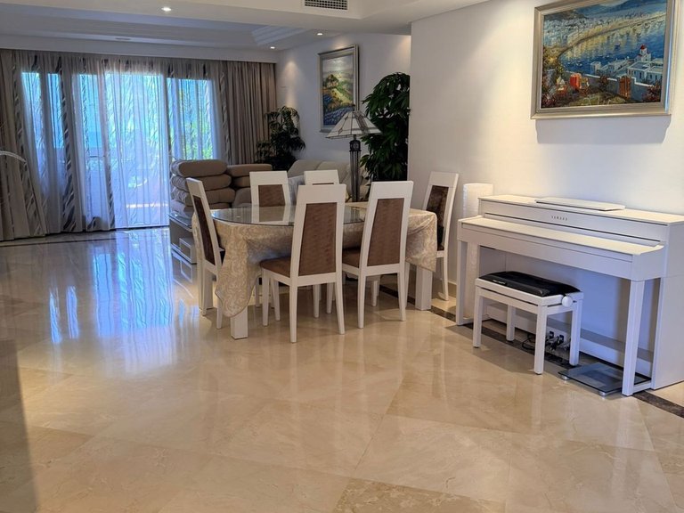Apartment for Sale in New Golden Mile, Malaga 7