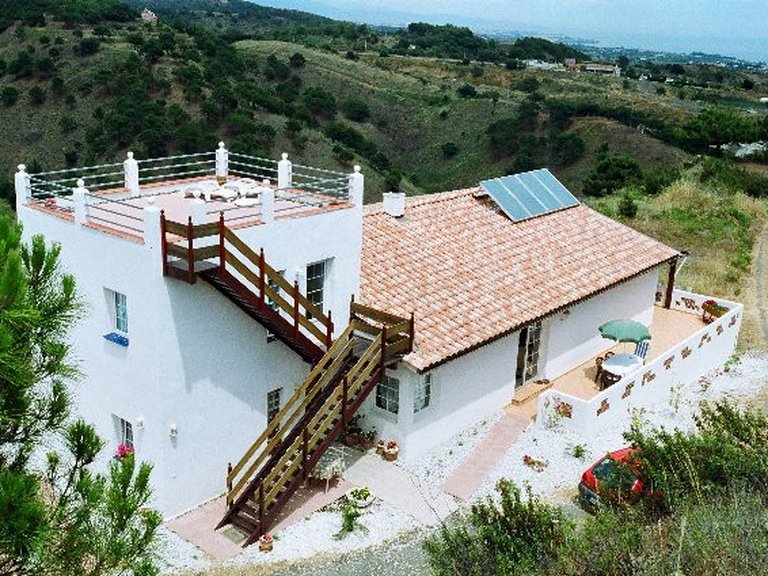 Villa for Sale in Estepona, Malaga 1